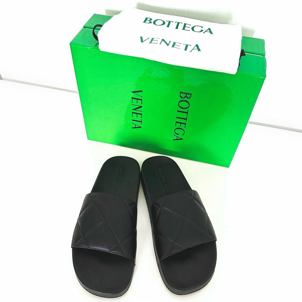 BOTTEGA VENETA RUBBER SLIDES - Picture 2 of 7